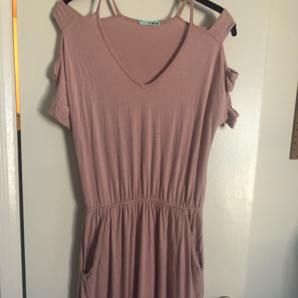 Light mauve dress with POCKETS and sleeve details